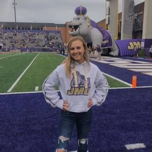 Meet your Posher, Abbie